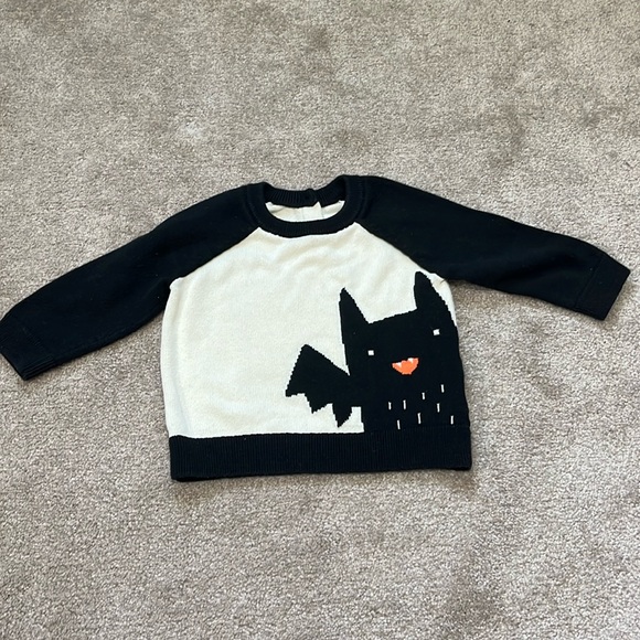 GAP Other - Gap Baby Bat Sweater Halloween Sweater Adorable Cozy Size 6-12 months